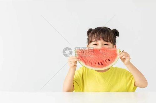 吃瓜小小小,揭秘娱乐圈的甜蜜与苦涩